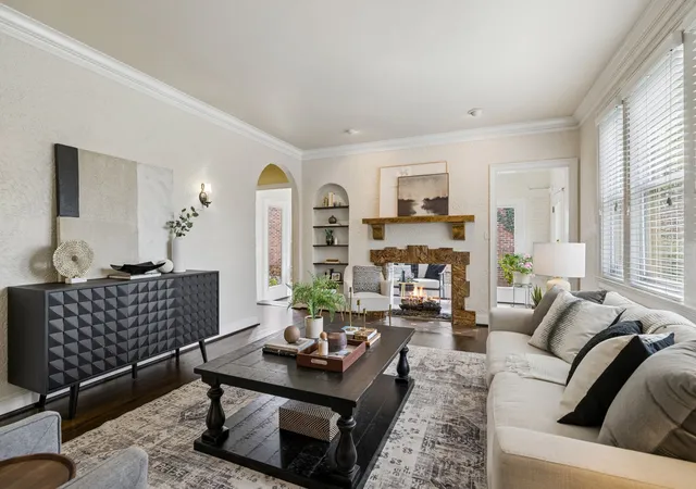 Photo 4 of Single family home for sale at 230 Cherokee Rd, Nashville, TN 37205 | MLS# 3615435 | Listing updated on 2026-10-10