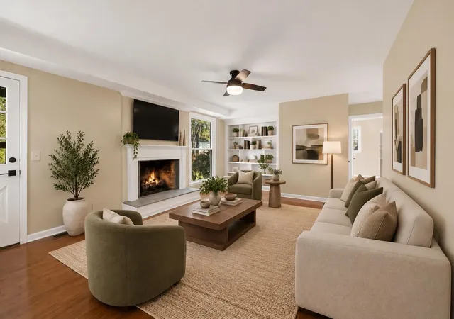 Photo 3 of Sale Pending at 108 Poteat Pl, Franklin, TN 37064 | MLS# 3615527 | Listing updated on 2026-10-31