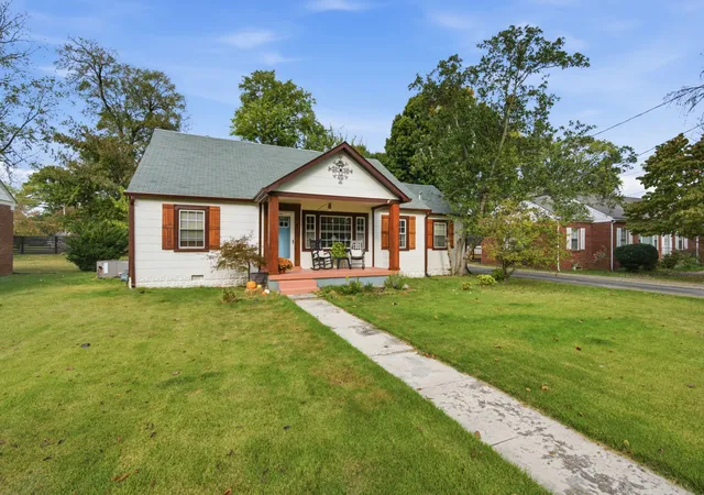 Photo 2 of Single family home for sale at 1311 Stonewall Blvd, Murfreesboro, TN 37130 | MLS# 3618609 | Listing updated on 2026-10-21