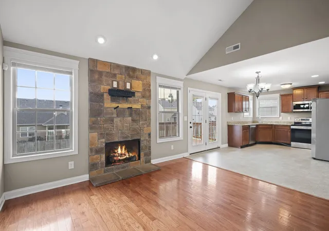 Photo 3 of Single family home for sale at 3738 Gray Fox Dr, Clarksville, TN 37040 | MLS# 3618953 | Listing updated on 2026-10-10