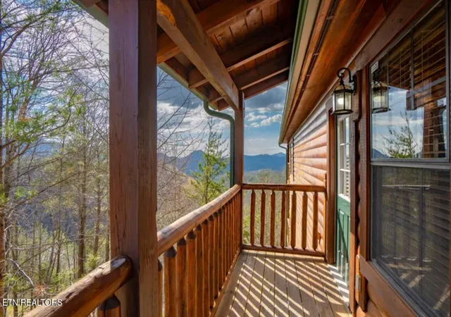 Photo 3 of Single family home for sale at 2539 Raccoon Holw Way, Sevierville, TN 37862 | MLS# 3615459 | Listing updated on 2026-10-09