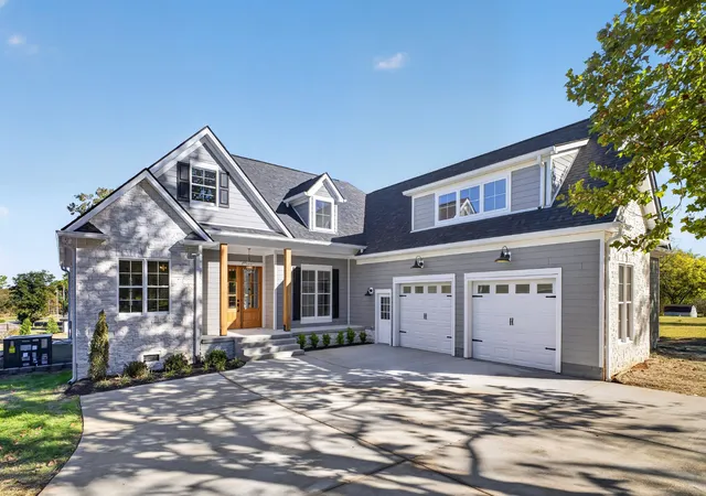 Single family home for sale at 404 Cajawa Dr, Mount Juliet, TN 37122 | MLS# 3618802