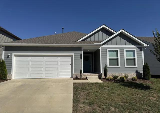 Single family home for sale at 649 Cedar Brk Dr, White House, TN 37188 | MLS# 3615497