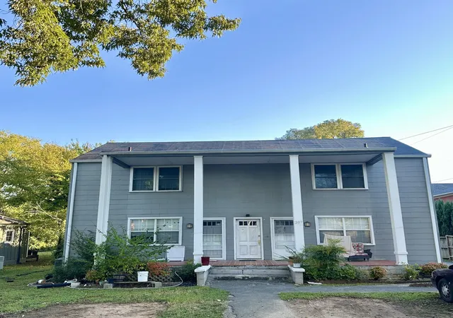 Photo 1 of Multi family home for sale at 207 Memorial Dr, Chattanooga, TN 37415 | MLS# 3615493 | Listing updated on 2026-10-09