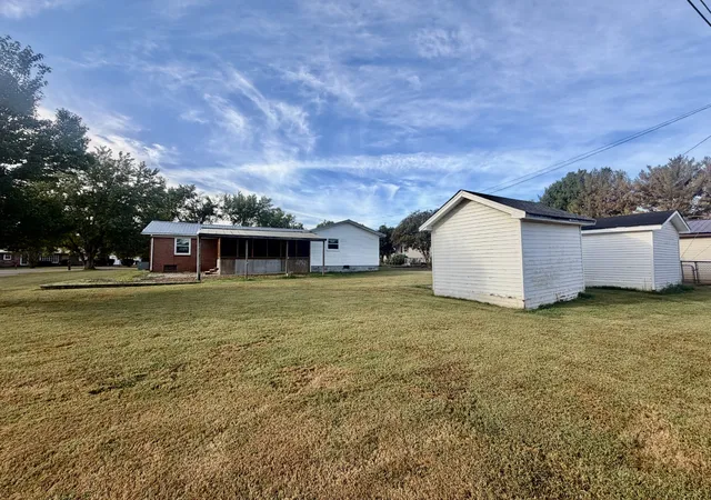 Photo 3 of Single family home for sale at 410 Kirk St, Lawrenceburg, TN 38464 | MLS# 3618582 | Listing updated on 2026-10-09