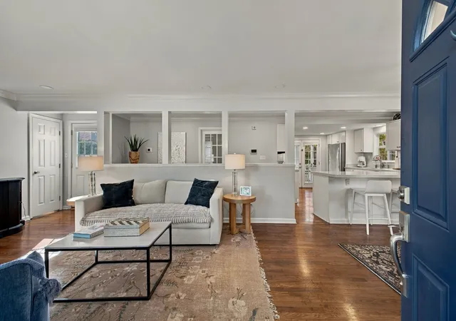 Photo 1 of Single family home for sale at 203 53rd Avenue N, Nashville, TN 37209 | MLS# 3619578 | Listing updated on 2026-10-16