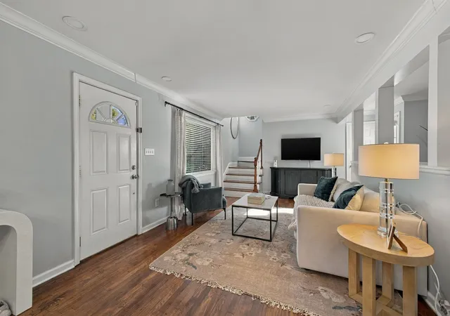 Photo 2 of Single family home for sale at 203 53rd Avenue N, Nashville, TN 37209 | MLS# 3619578 | Listing updated on 2026-10-16