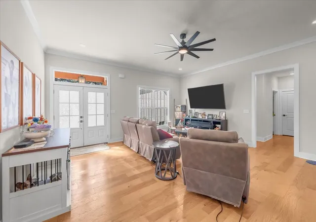 Photo 4 of Single family home for sale at 114 Cunningham Ln, Shelbyville, TN 37160 | MLS# 3619055 | Listing updated on 2026-10-10