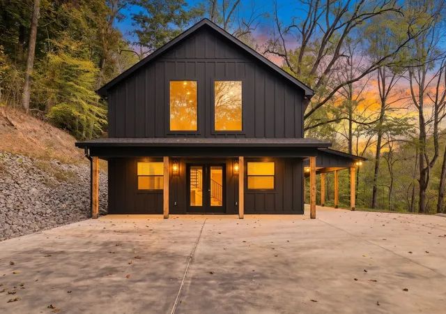Single family home for sale at 750 Harbor Dr, Lancaster, TN 38569 | MLS# 3621548