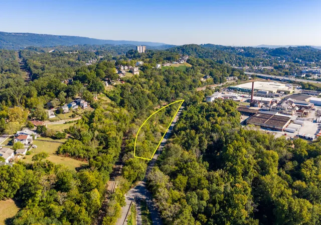 Land for sale at 251303 Riverside Ave, Chattanooga, TN 37405 | MLS# 3615565