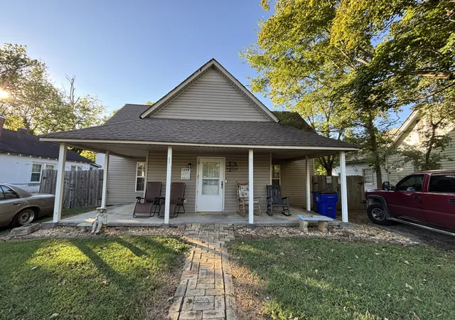 Single family home for sale at 986 Church St SE, Cleveland, TN 37311 | MLS# 3628012