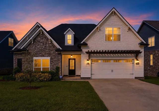 Photo 3 of Single family home for sale at 1418 Proprietors Pl, Murfreesboro, TN 37128 | MLS# 3615577 | Listing updated on 2026-10-09