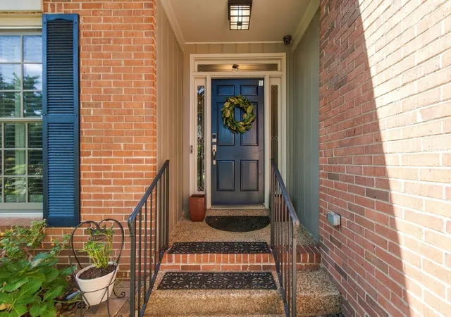 Photo 4 of Single family home for sale at 103 Longwood Pl, Nashville, TN 37215 | MLS# 3623009 | Listing updated on 2026-10-29
