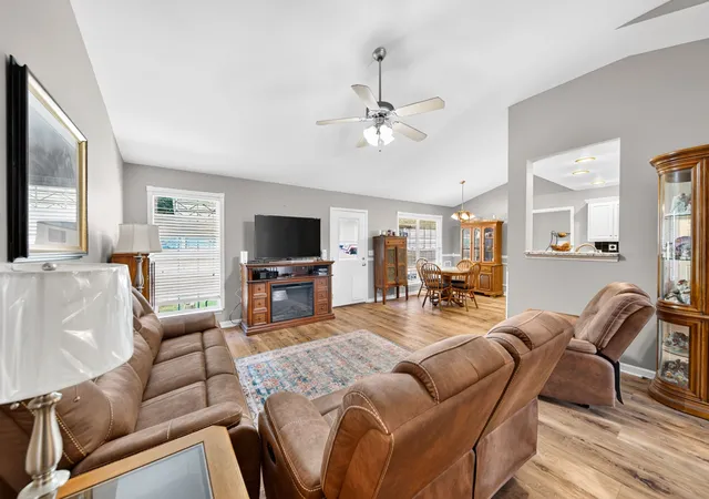 Photo 3 of Single family home for sale at 603 Windy Rd, Mount Juliet, TN 37122 | MLS# 3619555 | Listing updated on 2026-10-20