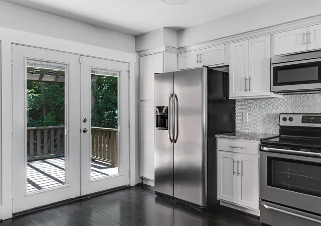 Photo 4 of Single family home for sale at 907 Burchwood Ave, Nashville, TN 37216 | MLS# 3621427 | Listing updated on 2026-10-21