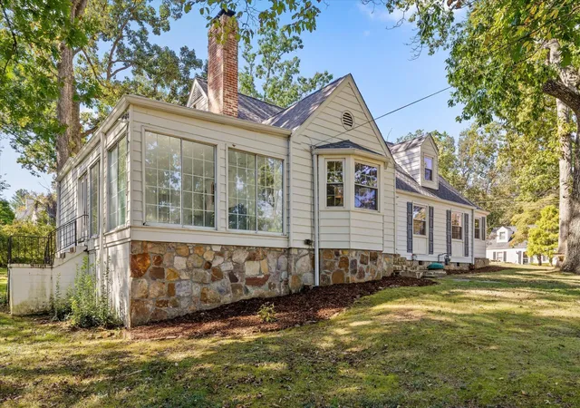 Photo 4 of Single family home for sale at 1306 Elfin Rd, Lookout Mountain, GA 30750 | MLS# 3615649 | Listing updated on 2026-10-09