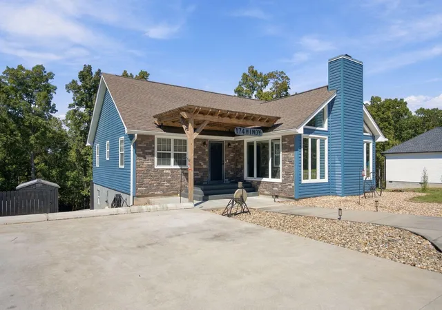 Photo 2 of Single family home for sale at 174 Windy Dr, Ringgold, GA 30736 | MLS# 3615670 | Listing updated on 2026-10-09