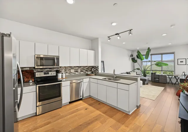 Condo for sale at 400 Herron Dr #221, Nashville, TN 37210 | MLS# 3619840