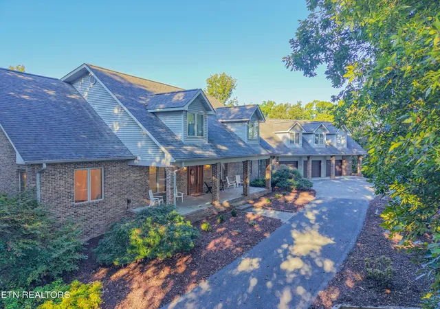 Single family home for sale at 306 Teague Ln, Sevierville, TN 37862 | MLS# 3615724