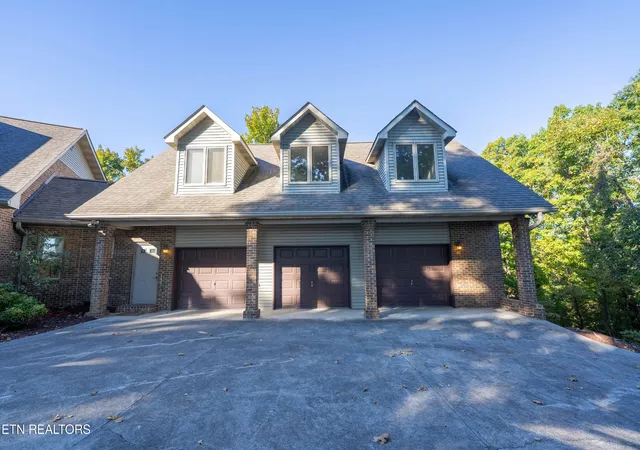 Photo 1 of Single family home for sale at 306 Teague Ln, Sevierville, TN 37862 | MLS# 3615724 | Listing updated on 2026-10-09