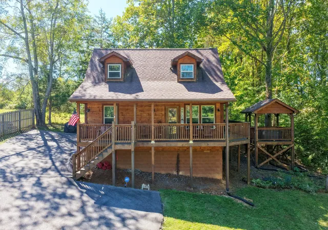 Photo 2 of Single family home for sale at 3404 Mattox Cemetery Rd, Sevierville, TN 37862 | MLS# 3615726 | Listing updated on 2026-10-09