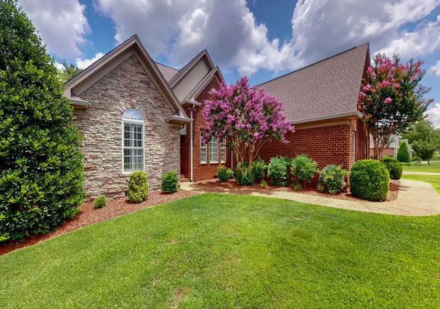 Single family home for sale at 1007 Briarwood Dr, Cottontown, TN 37048 | MLS# 3618585