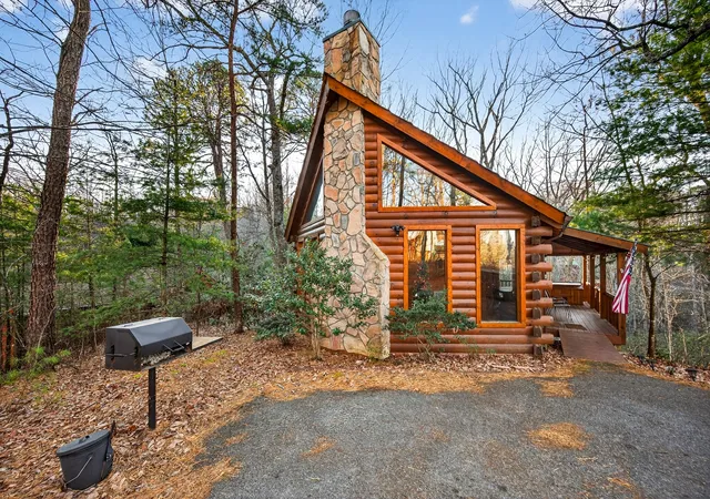 Single family home for sale at 2332 Raymond Holw Rd, Sevierville, TN 37876 | MLS# 3620576