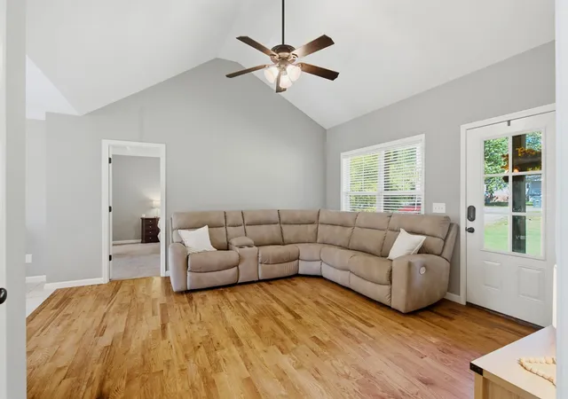 Photo 4 of Single family home for sale at 229 Staggs Dr, Portland, TN 37148 | MLS# 3618623 | Listing updated on 2026-10-09