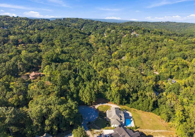 Photo 2 of Land for sale at 2000 River Blf Dr, Hixson, TN 37343 | MLS# 3618676 | Listing updated on 2026-10-09