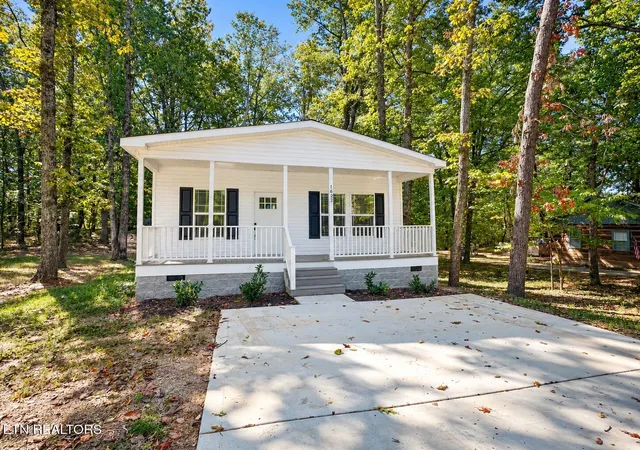 Photo 1 of Manufactured home for sale at 1623 Scenic Dr, Athens, TN 37303 | MLS# 3618691 | Listing updated on 2026-10-09