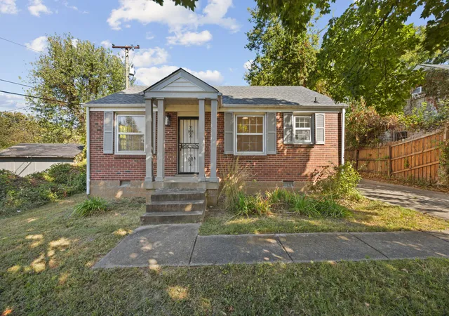 Photo 1 of Single family home for sale at 1304 Mercury Dr, Nashville, TN 37217 | MLS# 3618753 | Listing updated on 2026-10-26