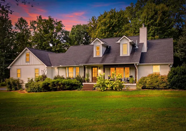 Photo 2 of Single family home for sale at 7128 Dogwood Ln, Cross Plains, TN 37049 | MLS# 3619130 | Listing updated on 2026-10-11