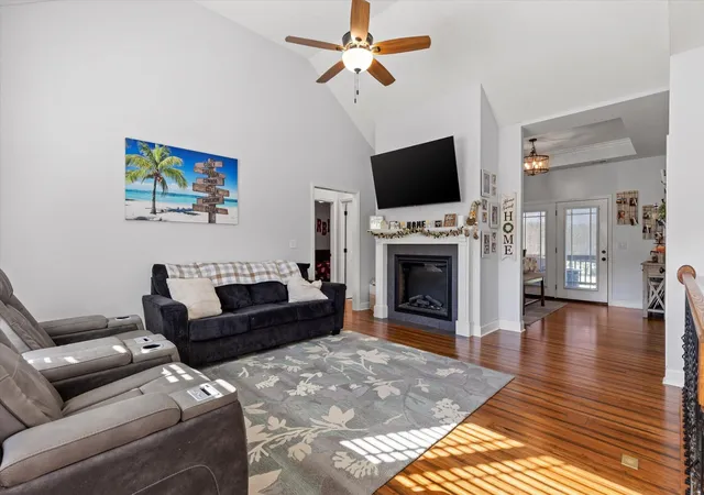 Photo 3 of Single family home for sale at 77 Donna Lee Dr, Fort Oglethorpe, GA 30742 | MLS# 3618738 | Listing updated on 2026-10-09