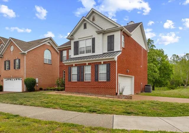 Photo 2 of Single family home for sale at 406 Orchid Trl, Franklin, TN 37064 | MLS# 3619651 | Listing updated on 2026-10-25