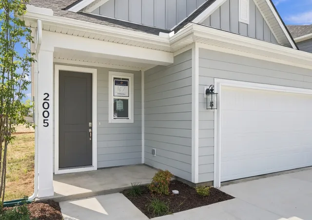 Photo 2 of Single family home for sale at 2005 Timothy Ln, Smyrna, TN 37167 | MLS# 3618786 | Listing updated on 2026-10-09