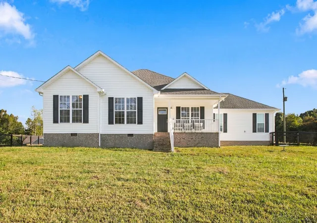 Photo 1 of Single family home for sale at 295 Union Holw Rd, Petersburg, TN 37144 | MLS# 3619116 | Listing updated on 2026-10-17