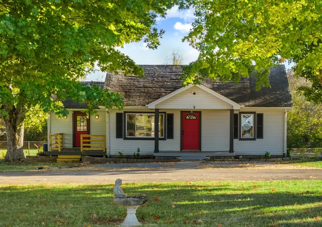 Photo 3 of Single family home for sale at 2296 Bluebird Rd, Lebanon, TN 37087 | MLS# 3618873 | Listing updated on 2026-10-10