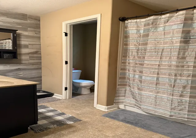 Photo 2 of Single family home for sale at 423 Lillie Belle Ln, Clarksville, TN 37042 | MLS# 3619054 | Listing updated on 2026-10-11