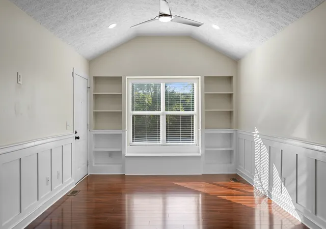 Photo 3 of Single family home for sale at 1710 Battleground Dr, Murfreesboro, TN 37129 | MLS# 3620360 | Listing updated on 2026-10-14