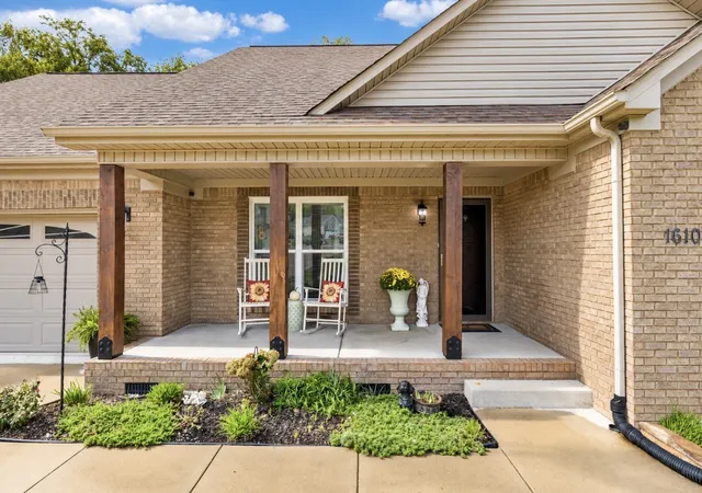 Photo 1 of Single family home for sale at 1610 Rugby Ct, Columbia, TN 38401 | MLS# 3619154 | Listing updated on 2026-10-12