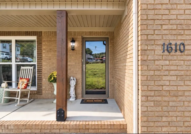 Photo 4 of Single family home for sale at 1610 Rugby Ct, Columbia, TN 38401 | MLS# 3619154 | Listing updated on 2026-10-12
