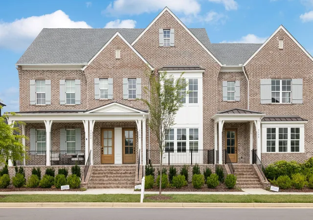 Photo 1 of Single family home for sale at 3198 Long Branch Cir, Franklin, TN 37064 | MLS# 3618963 | Listing updated on 2026-10-10