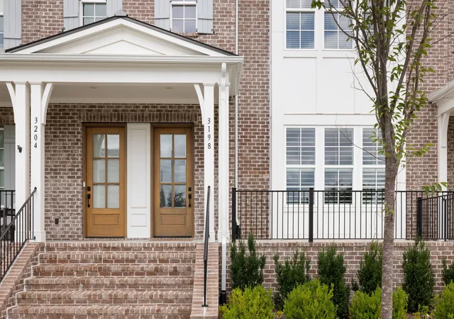 Photo 3 of Single family home for sale at 3198 Long Branch Cir, Franklin, TN 37064 | MLS# 3618963 | Listing updated on 2026-10-10