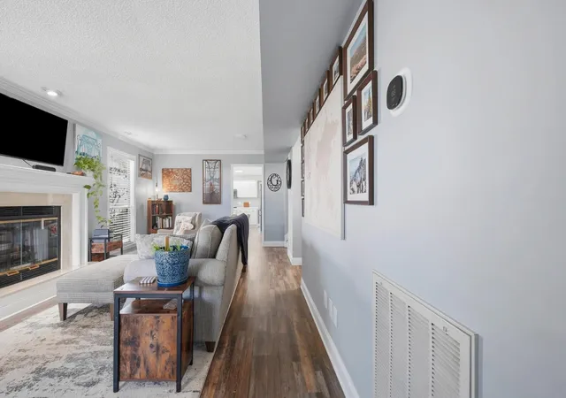 Photo 3 of Townhouse for sale at 6715 Hickory Brk Rd, Chattanooga, TN 37421 | MLS# 3618964 | Listing updated on 2026-10-10