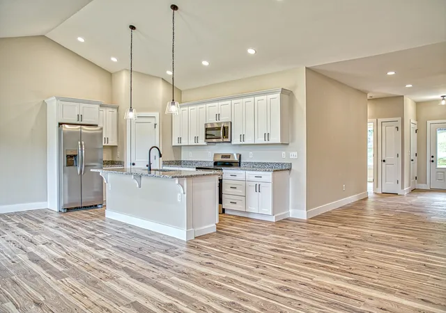 Photo 4 of Single family home for sale at 3522 Brookstone Dr, Cookeville, TN 38506 | MLS# 3618976 | Listing updated on 2026-10-10