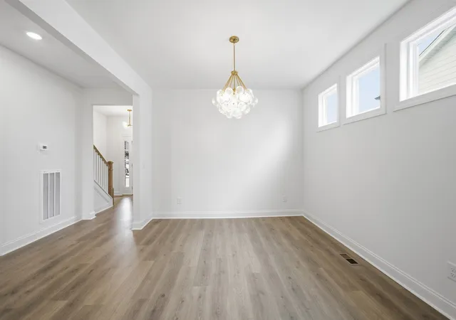 Photo 4 of Single family home for sale at 351 Van Conder Pl, Hendersonville, TN 37075 | MLS# 3618997 | Listing updated on 2026-10-10