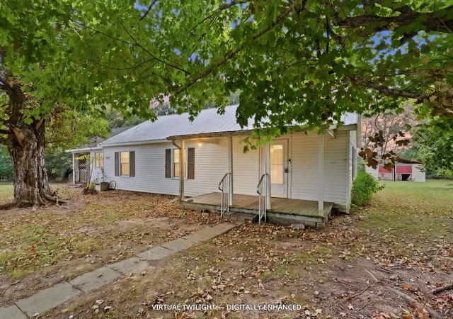 Photo 1 of Single family home for sale at 1 Cranford Rd, Elora, TN 37328 | MLS# 3619039 | Listing updated on 2026-10-10