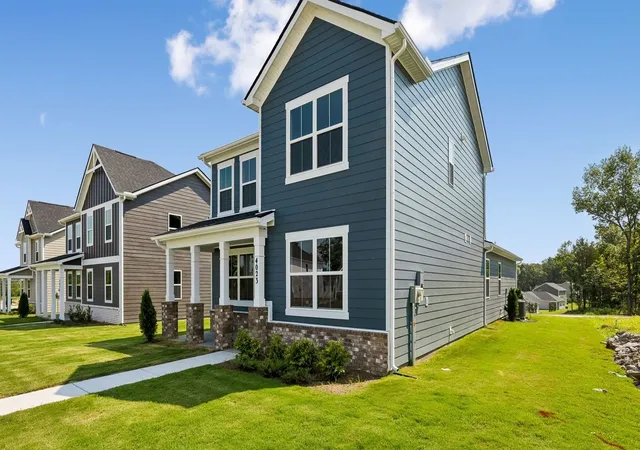 Photo 3 of Single family home for sale at 277 Harvest Point Blvd, Spring Hill, TN 37174 | MLS# 3619016 | Listing updated on 2026-10-10