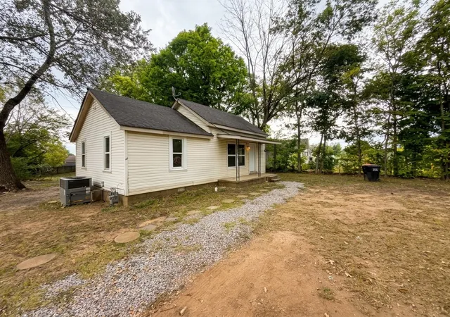 Photo 2 of Single family home for sale at 4491 Church St, Greenbrier, TN 37073 | MLS# 3619048 | Listing updated on 2026-10-10