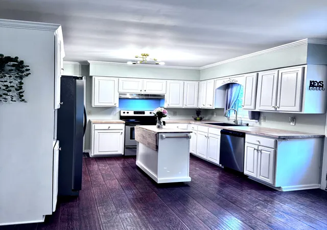 Photo 3 of Single family home for sale at 107 Hillwood Ln, Mc Minnville, TN 37110 | MLS# 3619525 | Listing updated on 2026-10-27